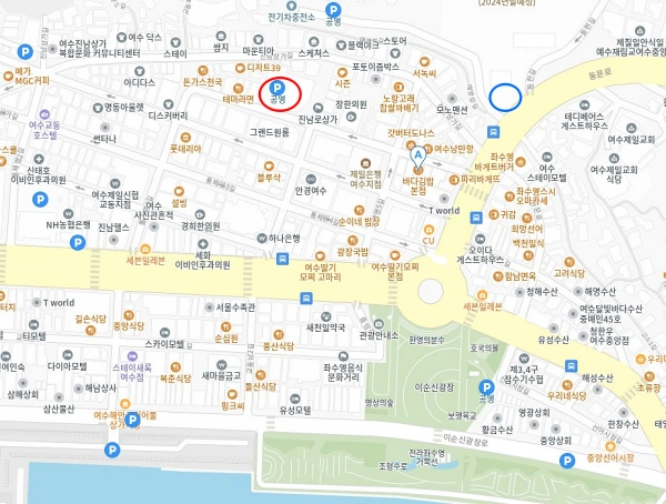 여수 바다김밥 위치와 그 근처 주차장 건물 표시