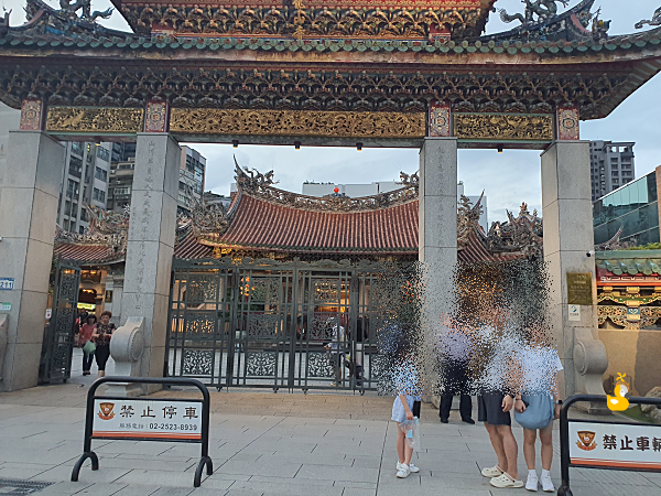 대만 타이베이 용산사 입구