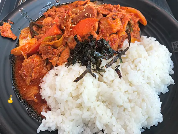 국립중앙과학관 엘리시온 식당의 제육덮밥 사진
