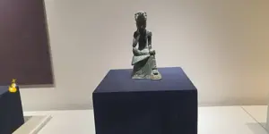 김천시립박물관에 전시되어 있던 작은 불상