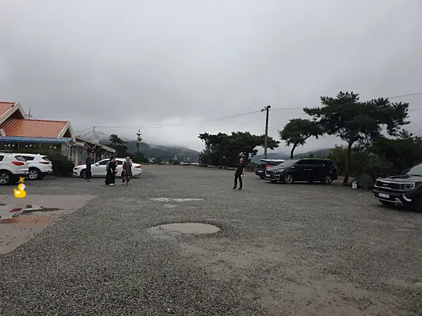 공화춘 앞 넓은 주차장