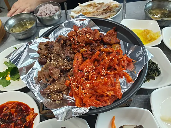 한성식당 상차림 완성된 모습