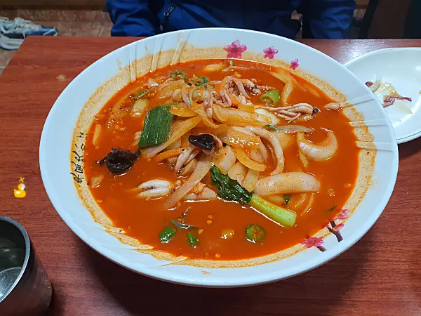 공화춘 해물고추짬뽕