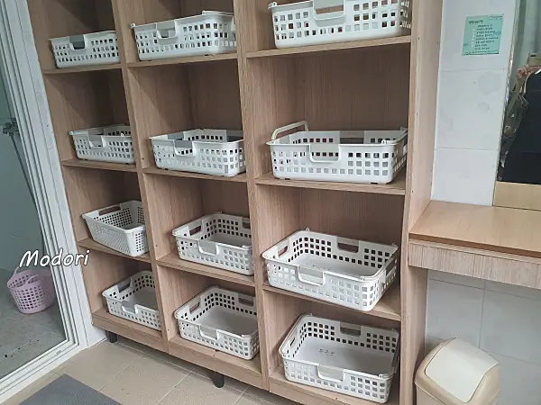 밀양표충오토캠핑장 관리동A 여자샤워실 내 탈의실