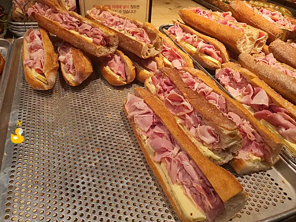 대전 성심당 샌드위치정거장의 유명한 잠봉뵈르 샌드위치