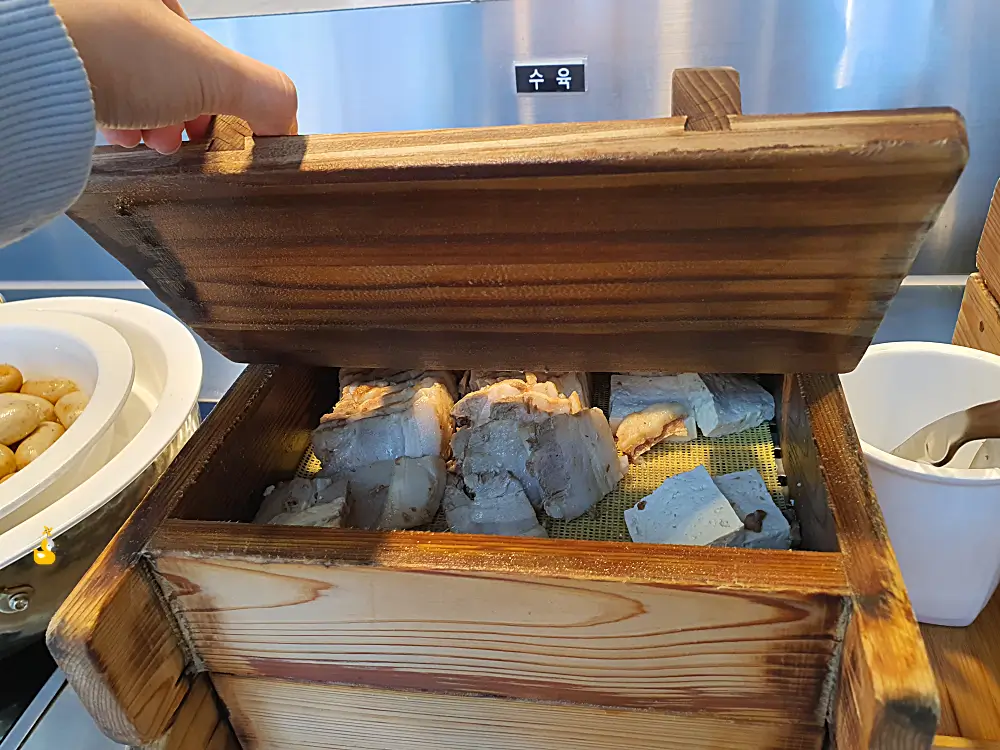 울산 샤브샤브 맛집 와봄의 수육