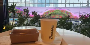 서울역 벤슨에서 샌드위치와 커피